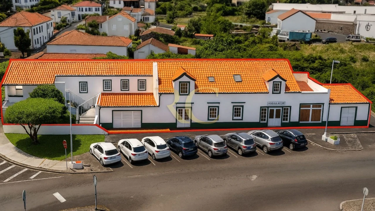 Moradia T9 para Venda em São Roque do Pico Foto 28