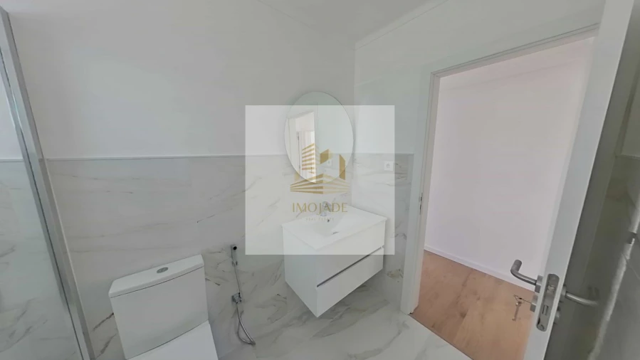 Apartamento T2 para Venda em Camarate, Unhos e Apelação Foto 33