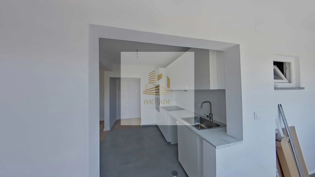 Apartamento T2 para Venda em Camarate, Unhos e Apelação Foto 29