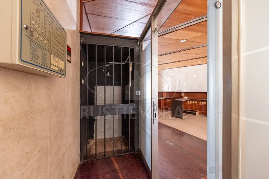 Loja para Venda em Cuba Foto 13