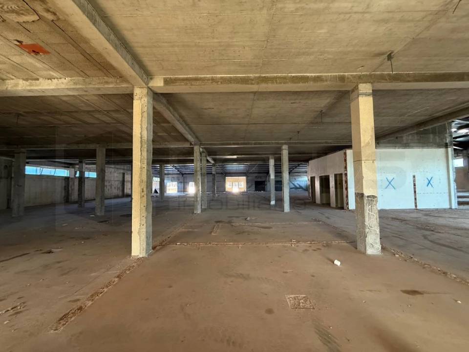 Armazém para Venda em Gafanha da Encarnação Foto 16