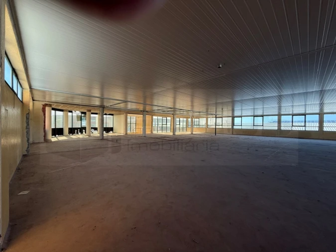 Armazém para Venda em Gafanha da Encarnação Foto 17