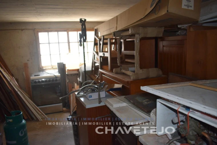 Moradia T4 para Venda em Lavegadas Foto 7