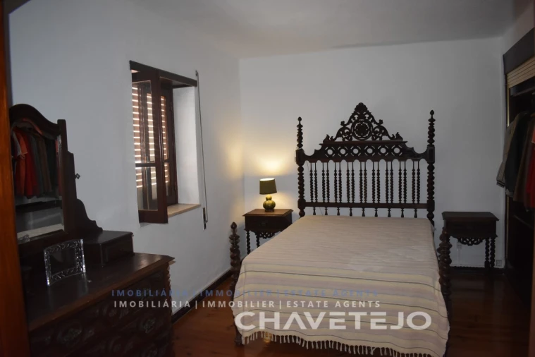 Moradia T4 para Venda em Lavegadas Foto 44