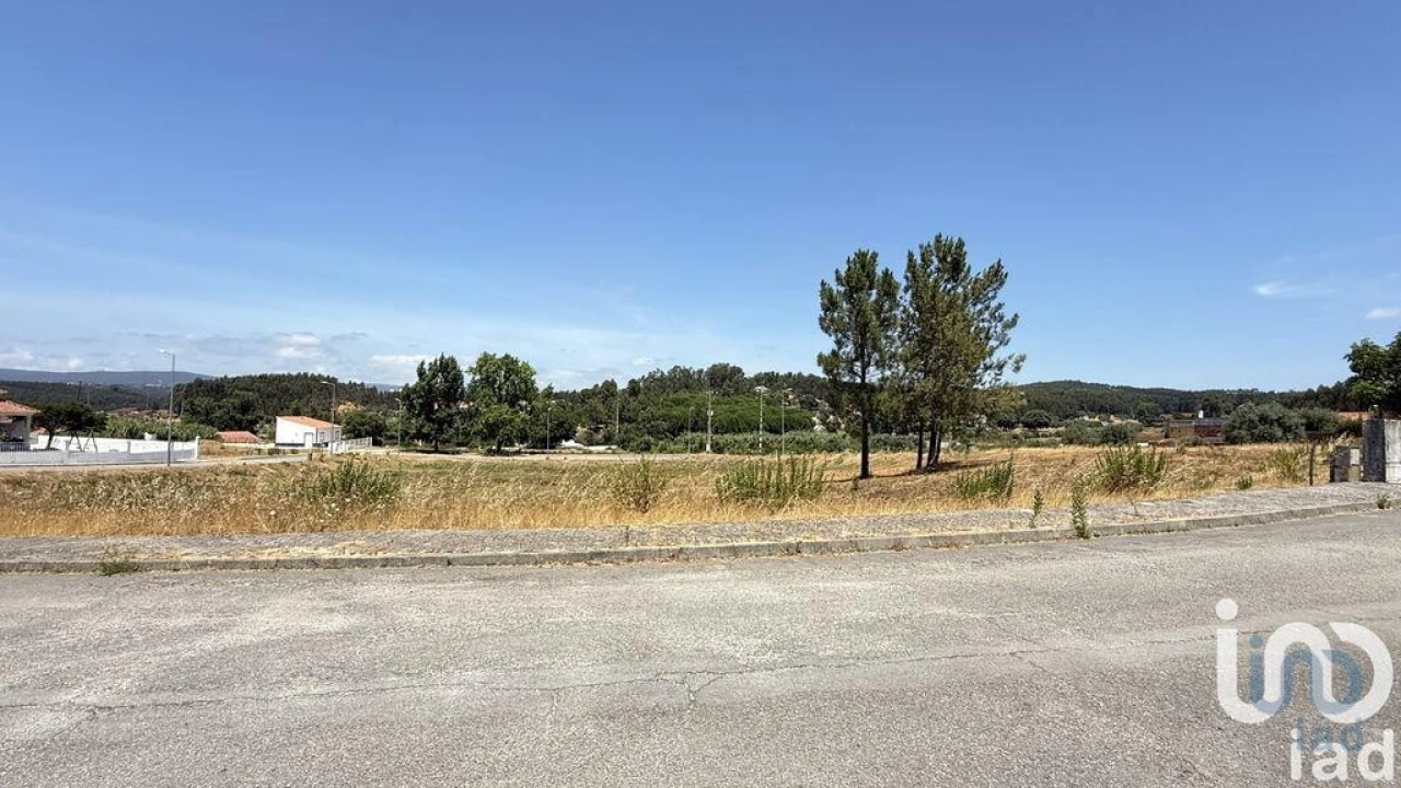 Terreno para Venda em Alcanede Foto 7