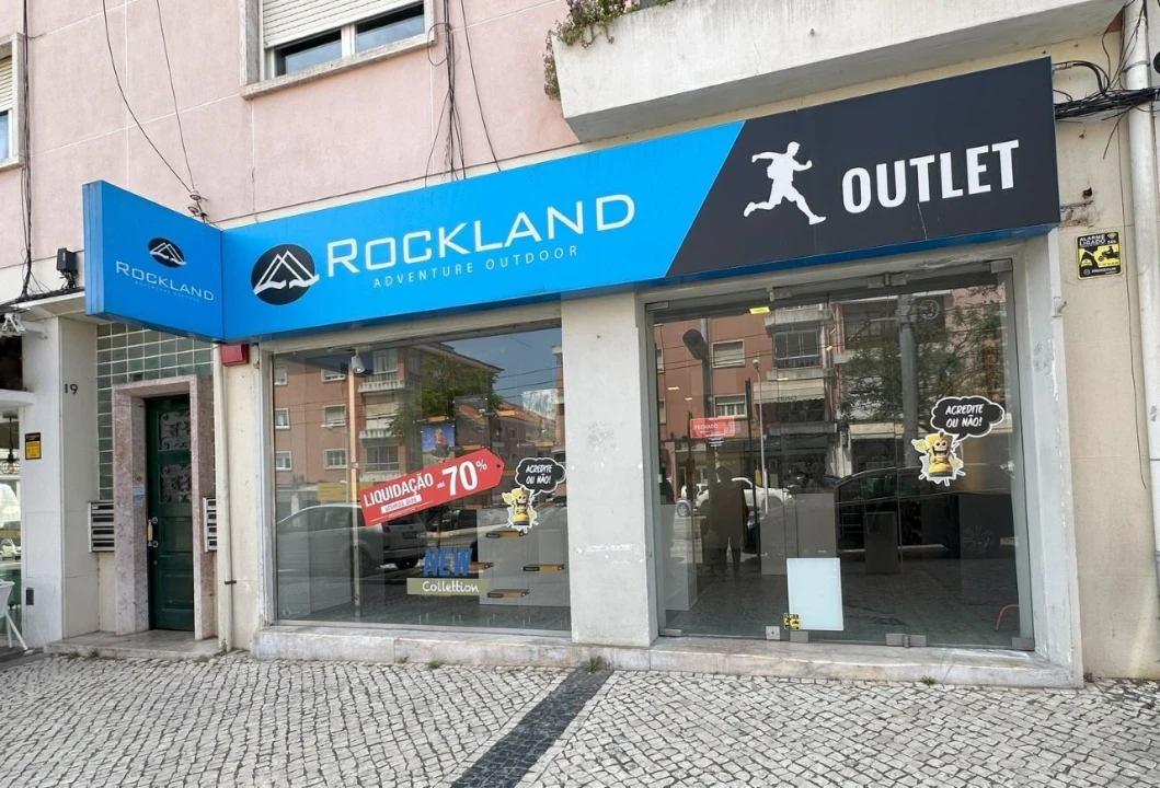 Loja para Arrendamento em Almada, Cova da Piedade, Pragal e Cacilhas Foto 8