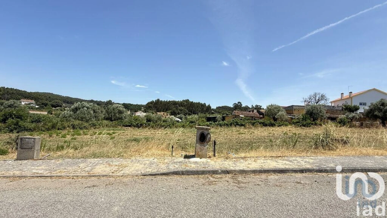 Terreno para Venda em Alcanede Foto 4