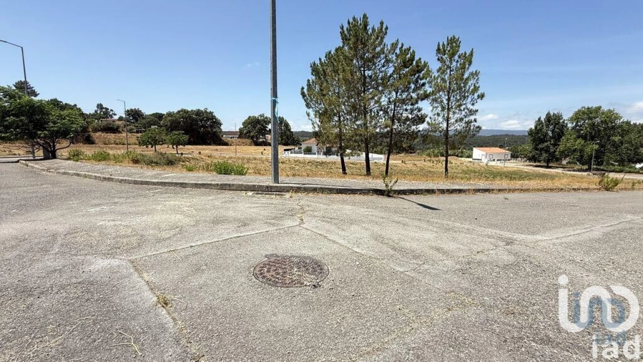 Terreno para Venda em Alcanede Foto 8