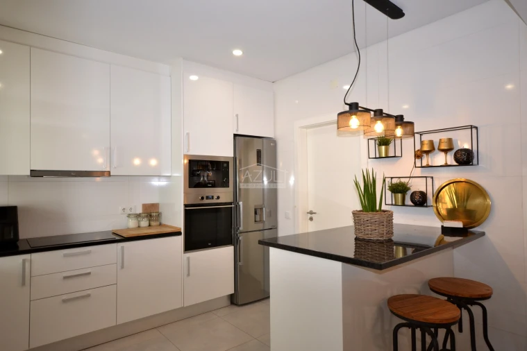 Apartamento T2 para Venda em Ferreiras Foto 8