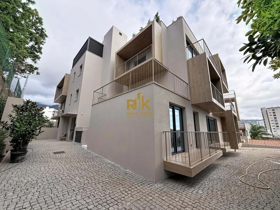 Apartamento T3 para Venda em São Martinho Foto 2