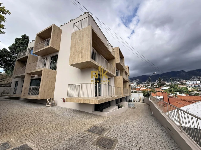 Apartamento T3 para Venda em São Martinho Foto 9