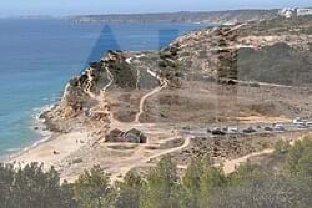 Terreno para Venda em Portimão Foto 8
