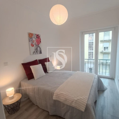 Apartamento T3 para Venda em Penha de França Foto 2