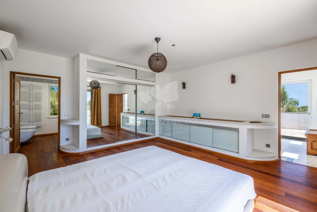 Moradia T6 para Venda em Conceição e Cabanas de Tavira Foto 14