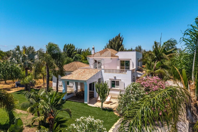 Moradia T6 para Venda em Conceição e Cabanas de Tavira Foto 4