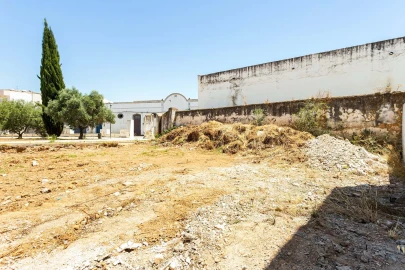 Moradia T3 para Venda em Olhão