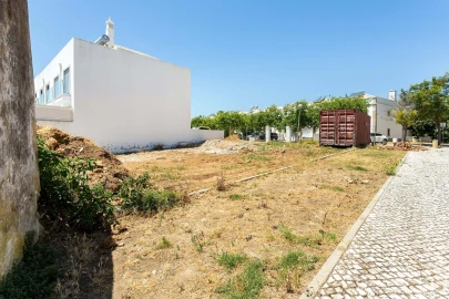 Moradia T3 para Venda em Olhão