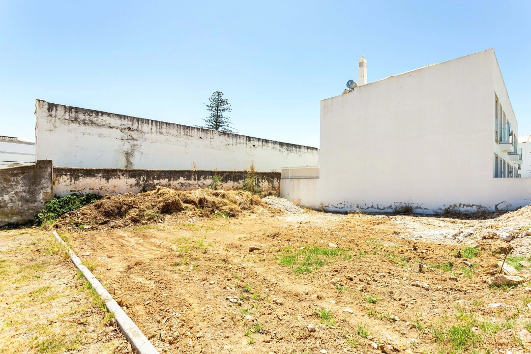 Moradia T3 para Venda em Olhão Foto 17