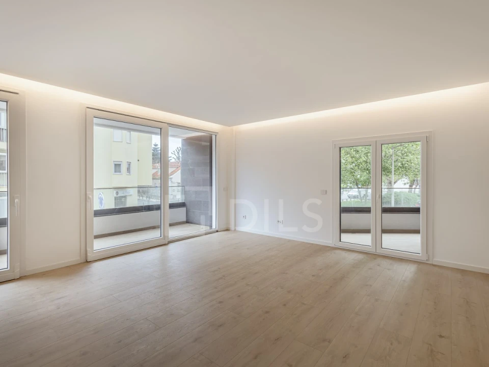 Apartamento T3 para Venda em Carcavelos e Parede Foto 17