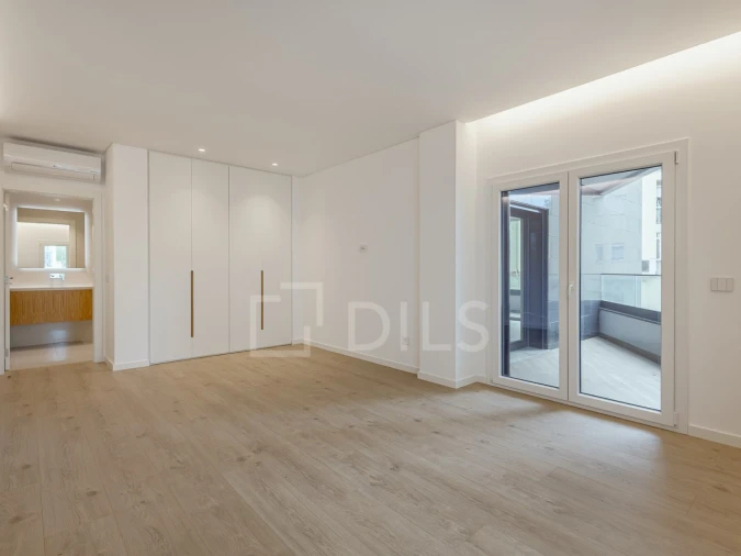 Apartamento T3 para Venda em Carcavelos e Parede Foto 6