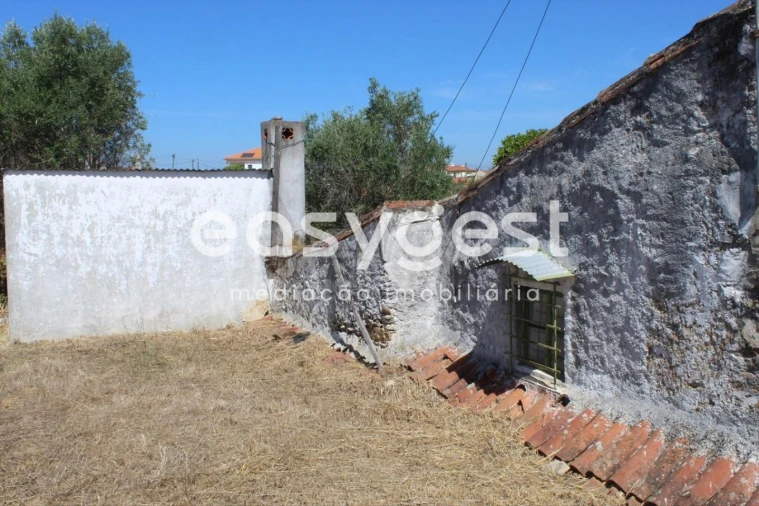 Moradia T2 para Venda em Mouriscas Foto 8