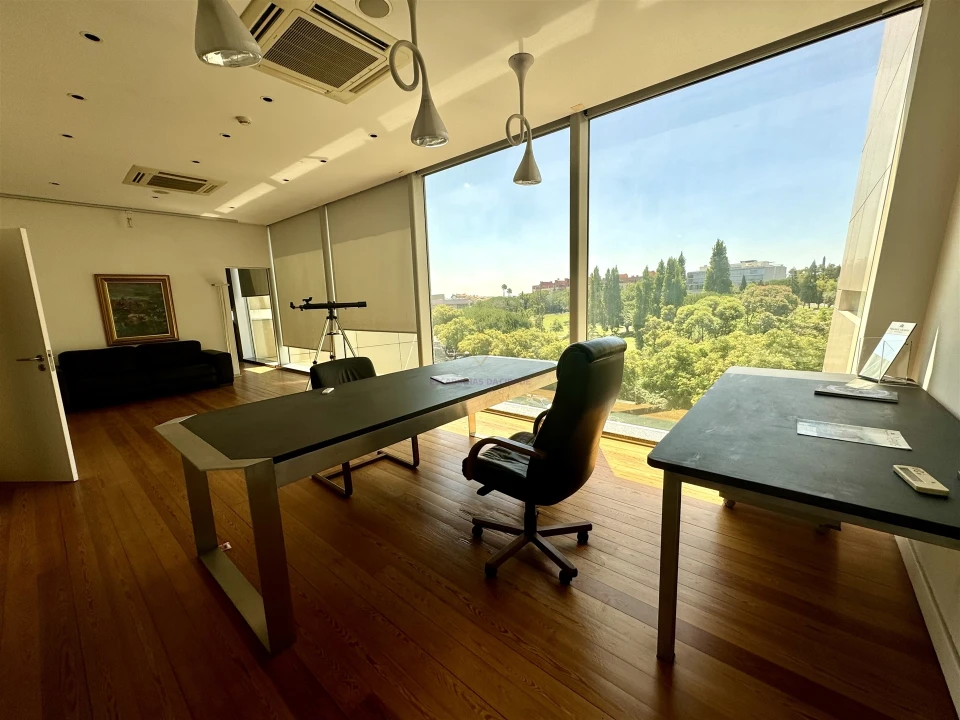 Prédio para Venda em Oeiras e São Julião da Barra, Paço de Arcos e Caxias Foto 20