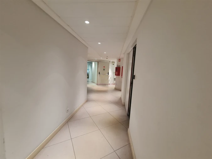 Prédio para Venda em Oeiras e São Julião da Barra, Paço de Arcos e Caxias Foto 47