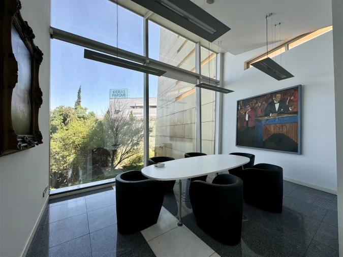 Prédio para Venda em Oeiras e São Julião da Barra, Paço de Arcos e Caxias Foto 6