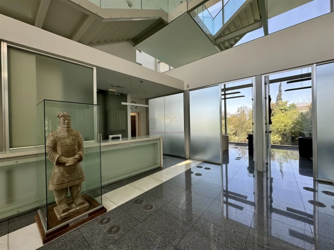 Prédio para Venda em Oeiras e São Julião da Barra, Paço de Arcos e Caxias Foto 4