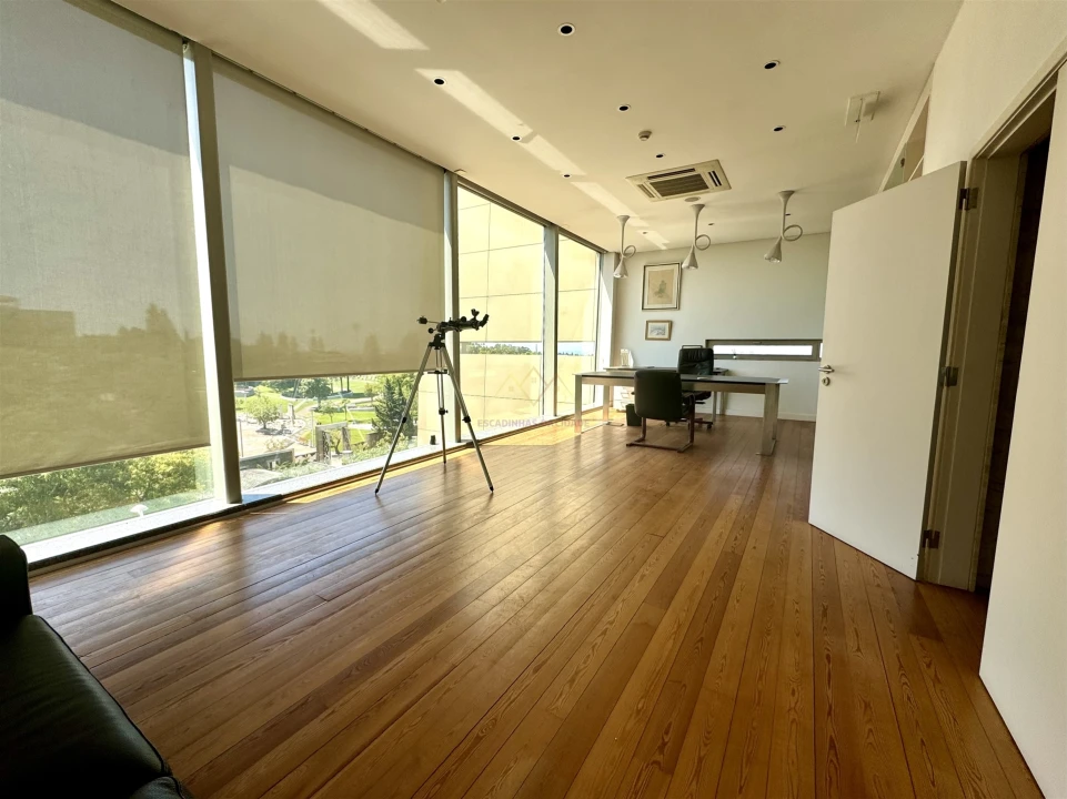 Prédio para Venda em Oeiras e São Julião da Barra, Paço de Arcos e Caxias Foto 18