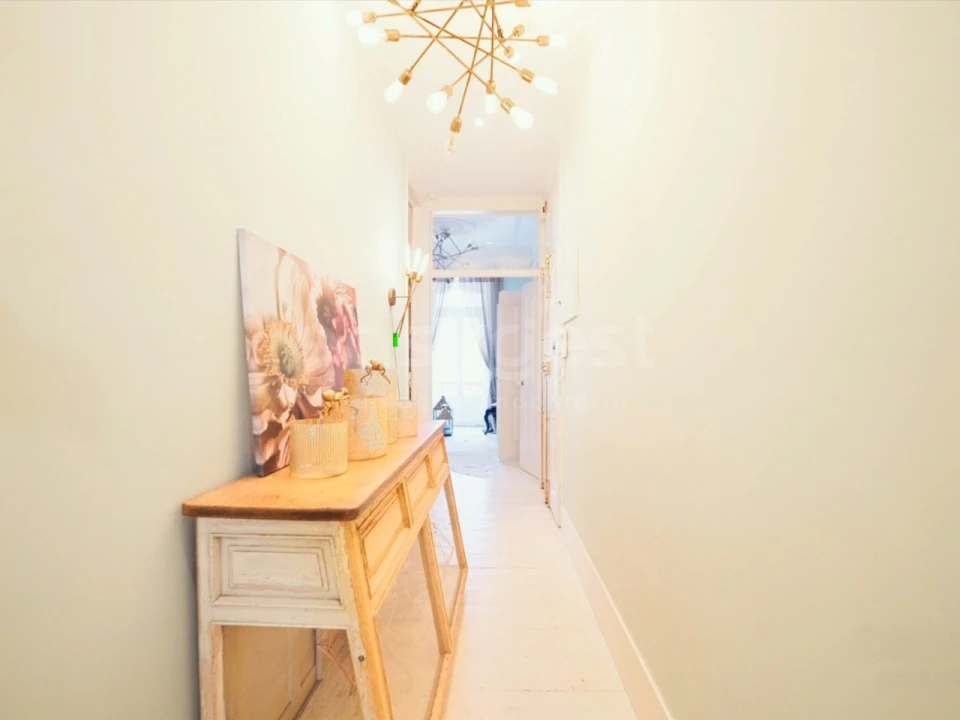 Apartamento T2 para Venda em Arroios Foto 8