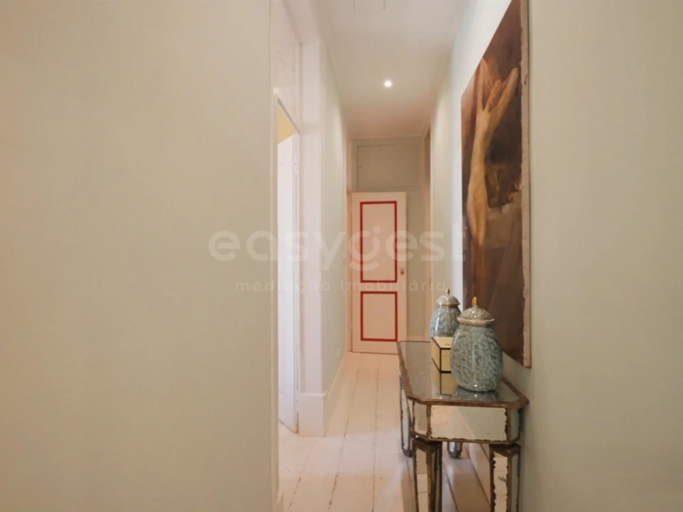 Apartamento T2 para Venda em Arroios Foto 9