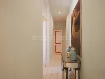 Apartamento T2 para Venda em Arroios