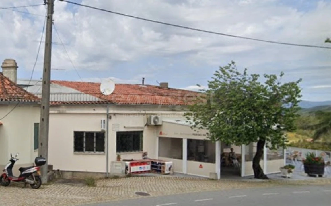 Moradia T5 para Venda em Salgueiro do Campo Foto 7