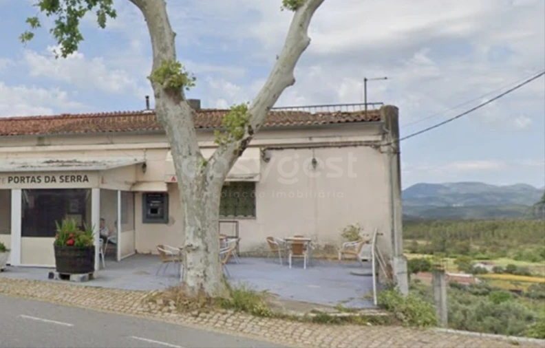 Moradia T5 para Venda em Salgueiro do Campo Foto 5