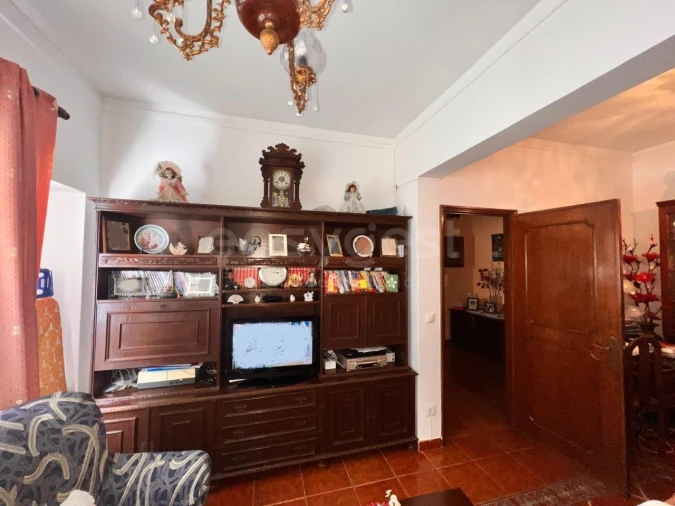 Apartamento T3 para Venda em São João Baptista e Santa Maria dos Olivais Foto 4