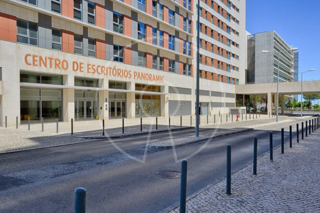 Escritório para Venda em Parque das Nações Foto 1