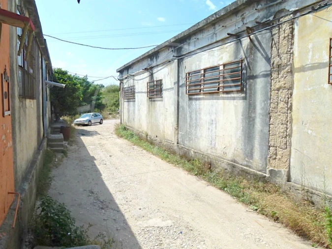 Terreno Comércio / Armazém para Venda em Cacém e São Marcos Foto 10