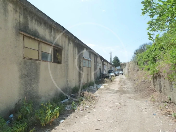 Terreno Comércio / Armazém para Venda em Cacém e São Marcos Foto 13
