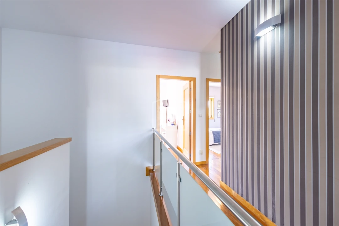 Moradia T3 para Venda em Guilhufe e Urrô Foto 14