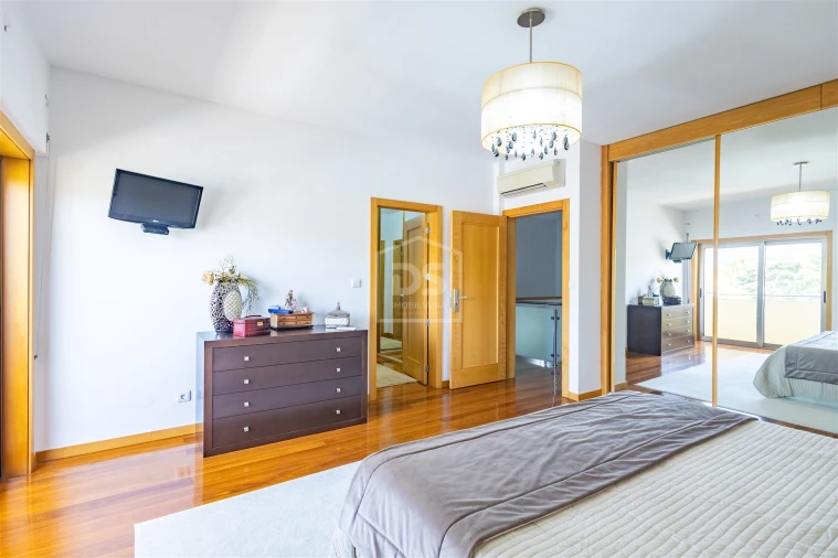 Moradia T3 para Venda em Guilhufe e Urrô Foto 20