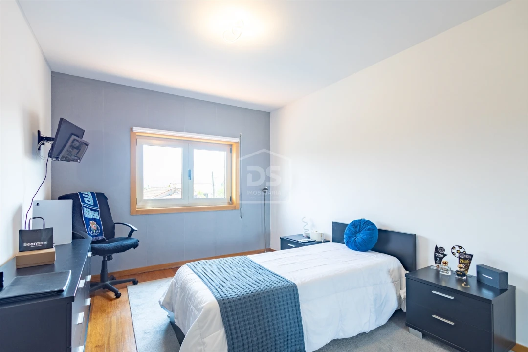 Moradia T3 para Venda em Guilhufe e Urrô Foto 25