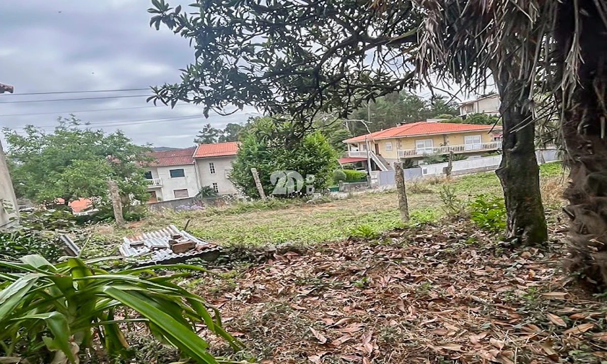 Moradia T3 para Venda em Arnoso (Santa Maria e Santa Eulália) e Sezures Foto 4