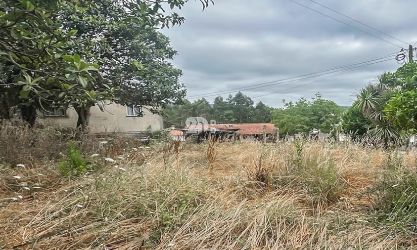 Moradia T3 para Venda em Arnoso (Santa Maria e Santa Eulália) e Sezures Foto 8