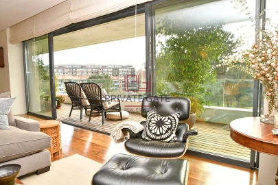 Apartamento T3 para Arrendamento em Aldoar, Foz do Douro e Nevogilde