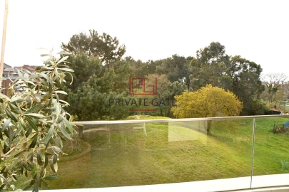 Apartamento T3 para Arrendamento em Aldoar, Foz do Douro e Nevogilde