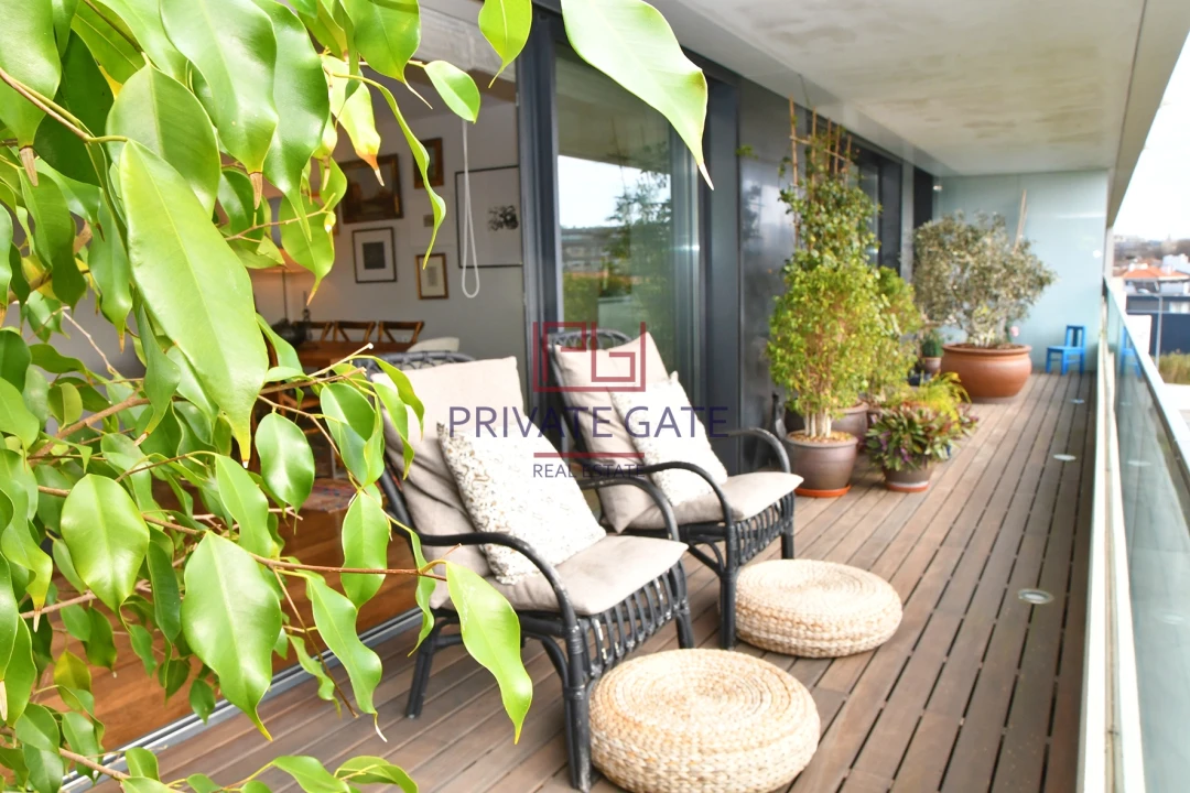 Apartamento T3 para Arrendamento em Aldoar, Foz do Douro e Nevogilde Foto 9