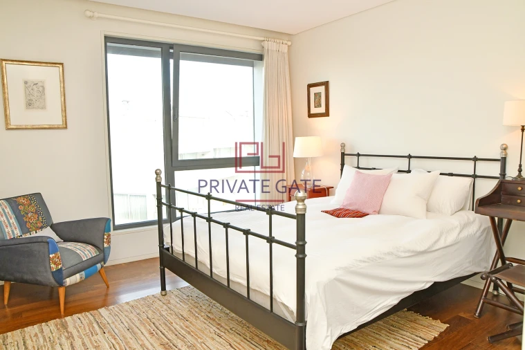 Apartamento T3 para Arrendamento em Aldoar, Foz do Douro e Nevogilde Foto 35