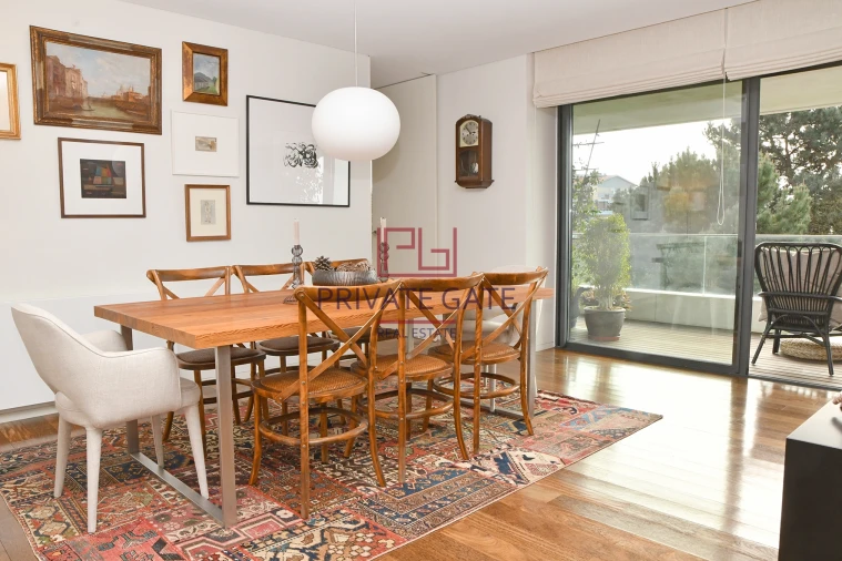 Apartamento T3 para Arrendamento em Aldoar, Foz do Douro e Nevogilde Foto 6