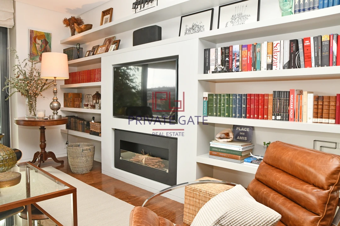 Apartamento T3 para Arrendamento em Aldoar, Foz do Douro e Nevogilde Foto 3